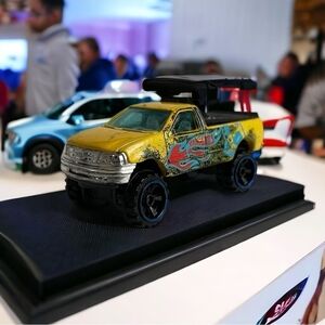 Hot Wheels Model Car 1997 Yellow Ford F 150 Diecast Model Car Collectible Toy